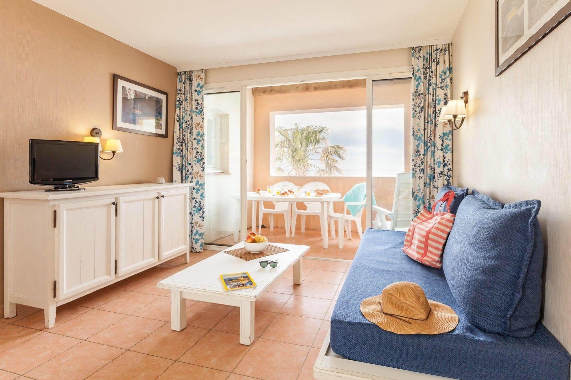 Les Rivages - Appartement Vue Mer Imprenable-Piscine ซิ-ฟูร์-เล-ปลาจ ภายนอก รูปภาพ