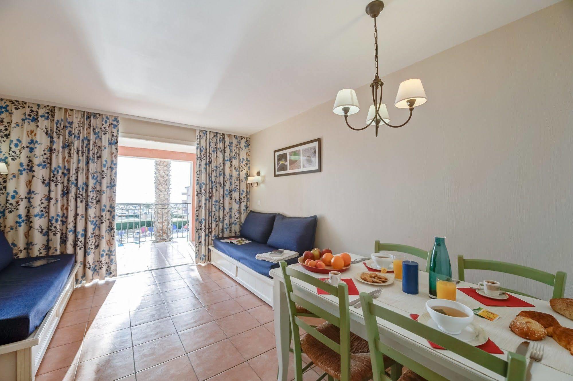 Les Rivages - Appartement Vue Mer Imprenable-Piscine ซิ-ฟูร์-เล-ปลาจ ภายนอก รูปภาพ