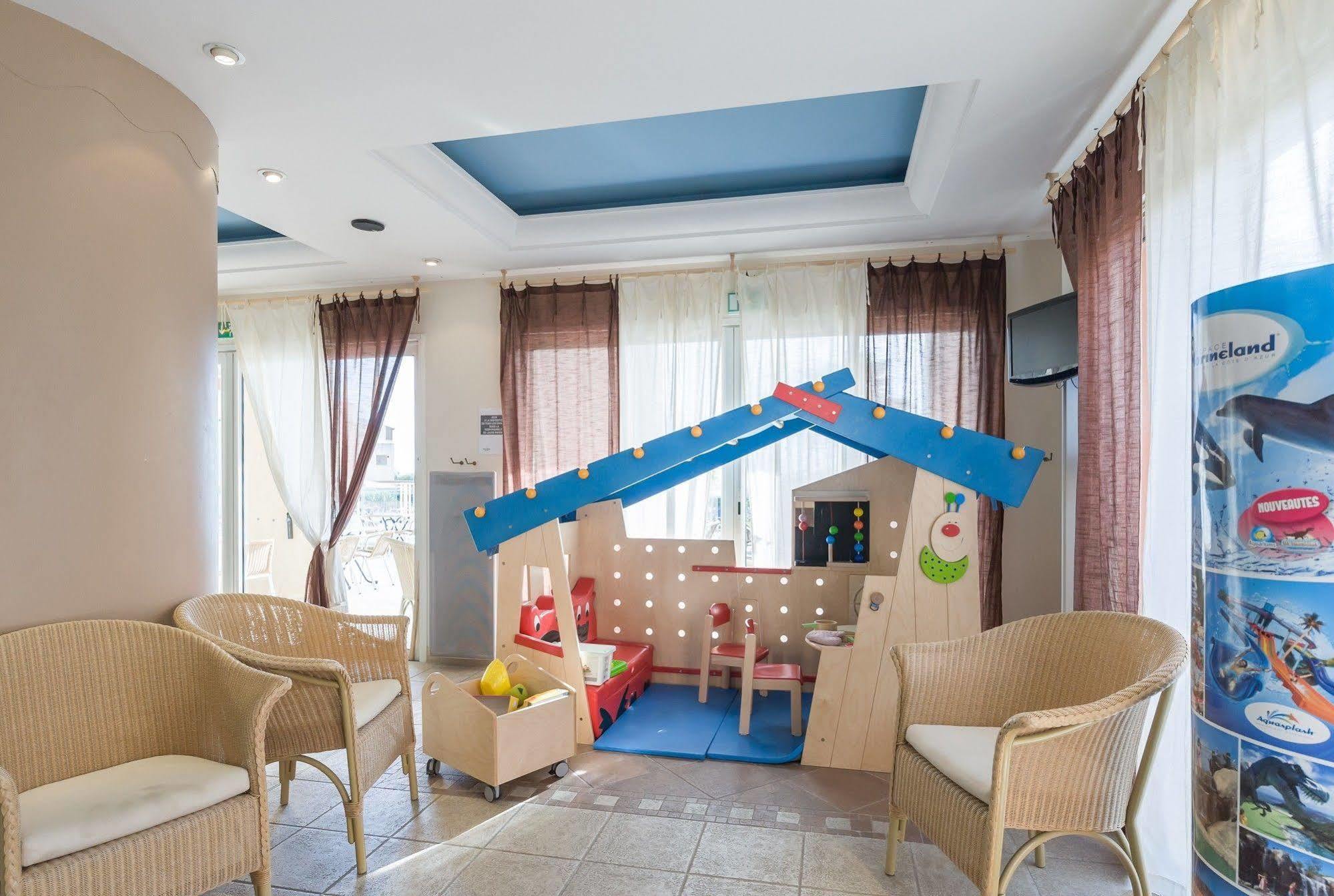 Les Rivages - Appartement Vue Mer Imprenable-Piscine ซิ-ฟูร์-เล-ปลาจ ภายนอก รูปภาพ