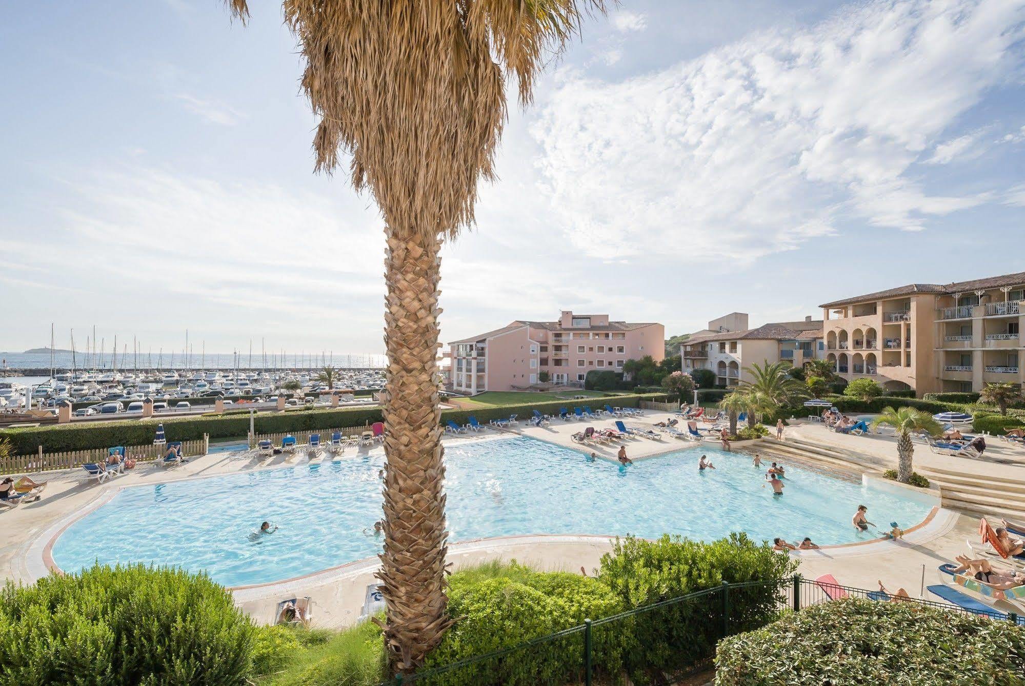 Les Rivages - Appartement Vue Mer Imprenable-Piscine ซิ-ฟูร์-เล-ปลาจ ภายนอก รูปภาพ